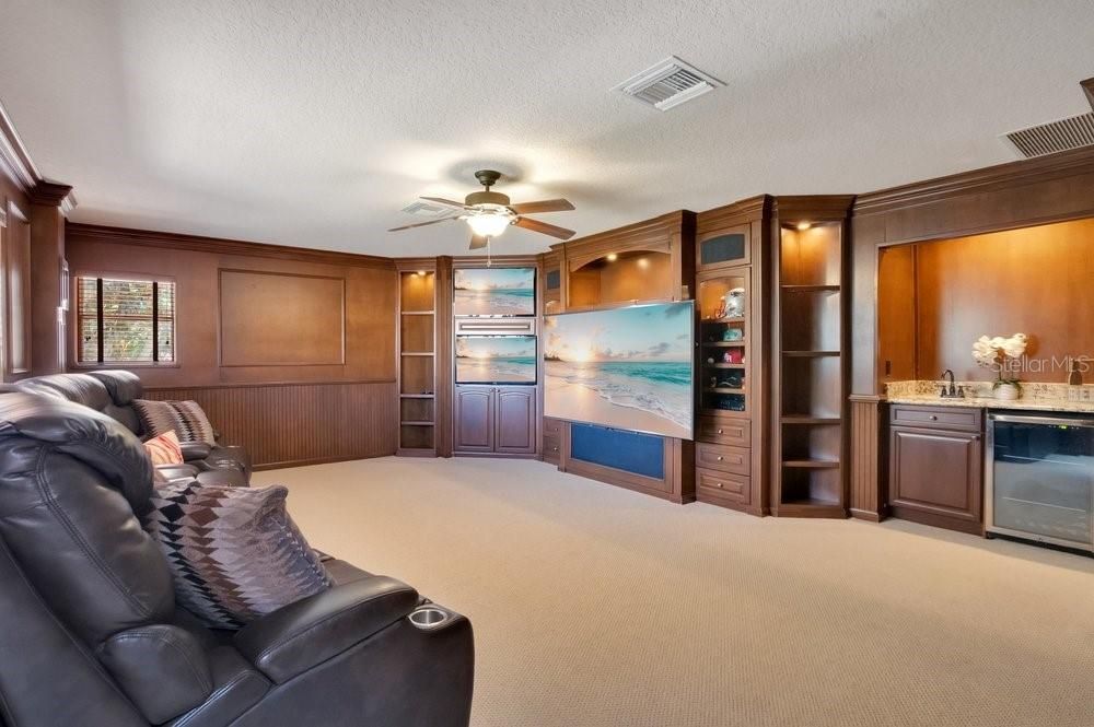 For Sale: $949,500 (4 beds, 4 baths, 3403 Square Feet)
