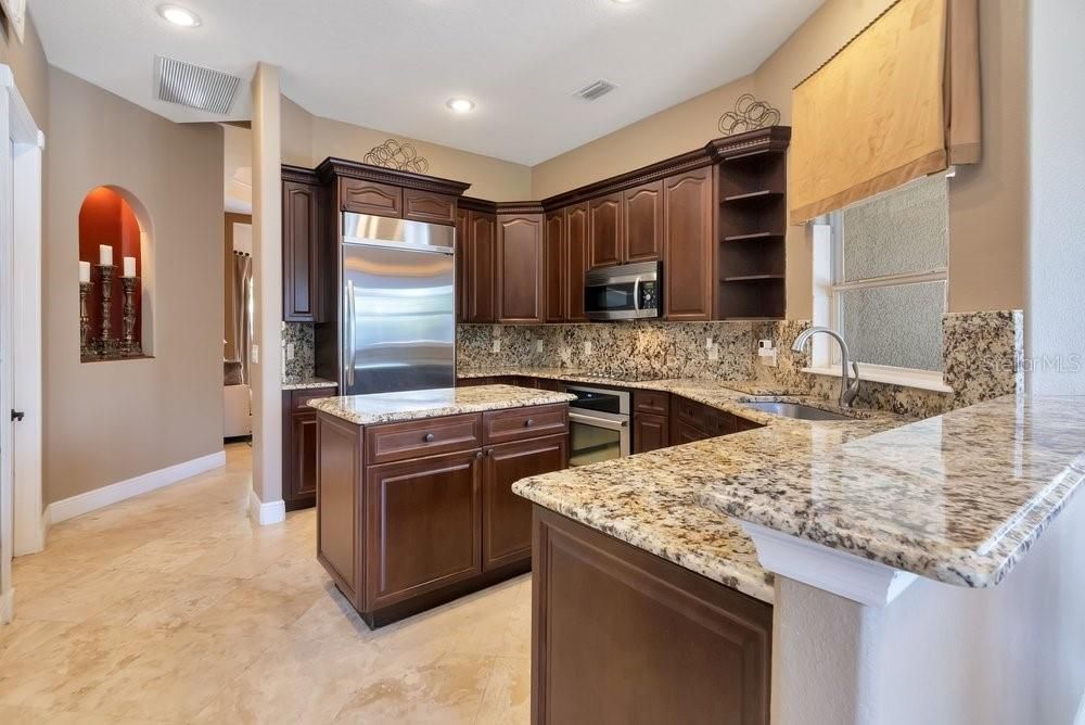 For Sale: $949,500 (4 beds, 4 baths, 3403 Square Feet)