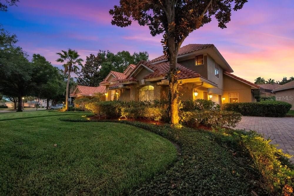 For Sale: $949,500 (4 beds, 4 baths, 3403 Square Feet)