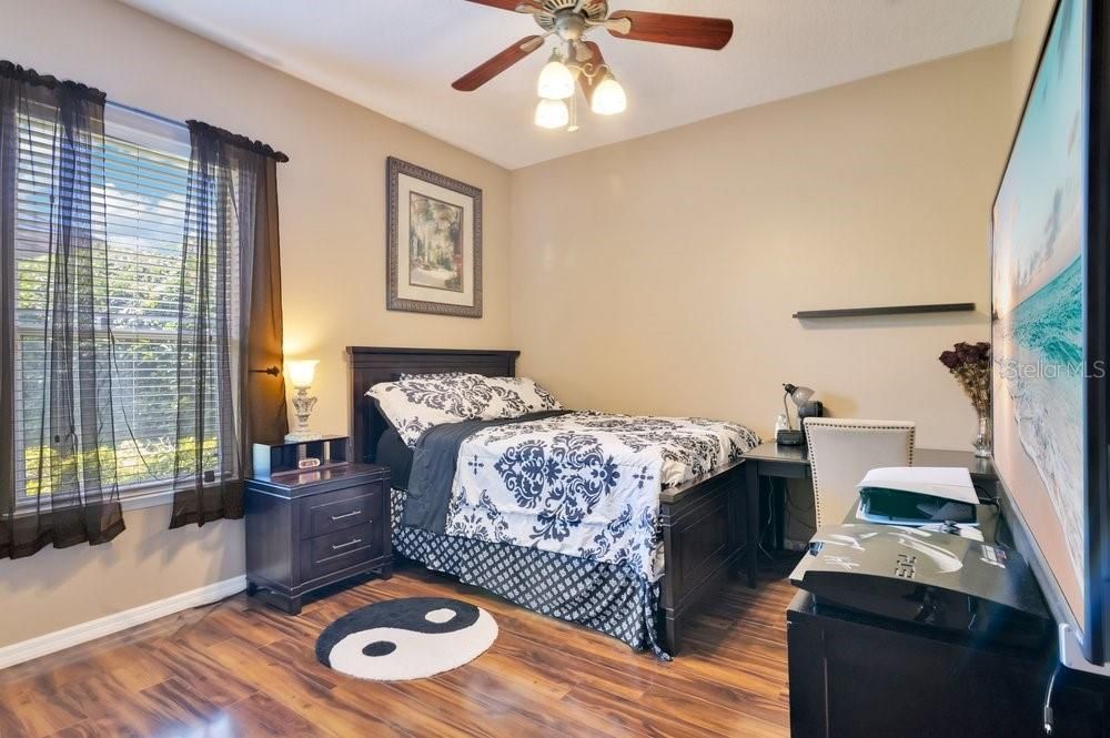 For Sale: $949,500 (4 beds, 4 baths, 3403 Square Feet)