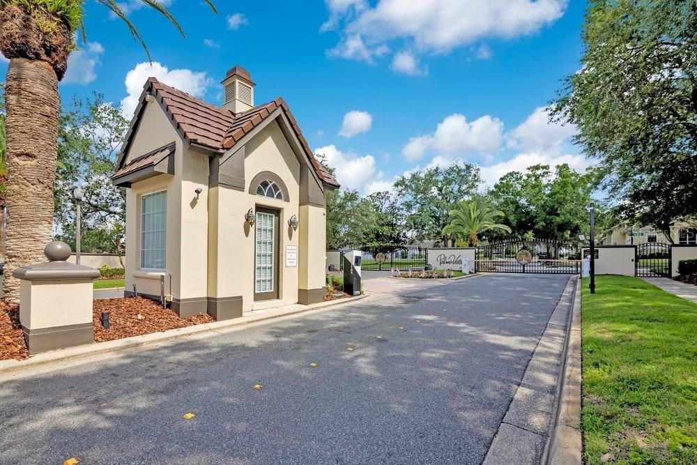 For Sale: $949,500 (4 beds, 4 baths, 3403 Square Feet)