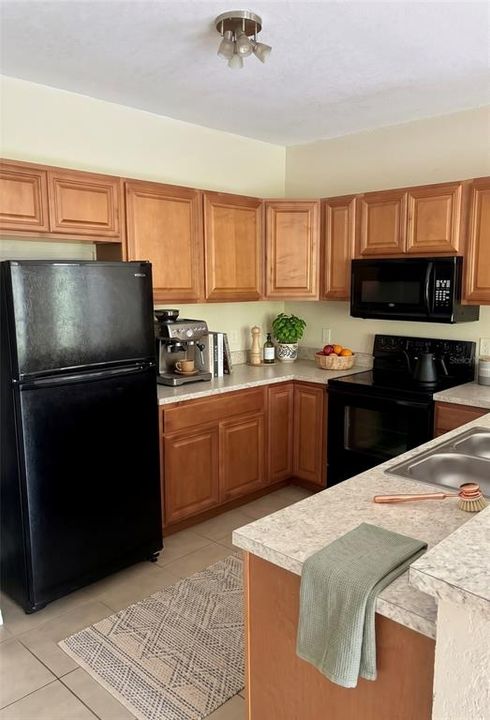 For Rent: $1,800 (2 beds, 2 baths, 1109 Square Feet)