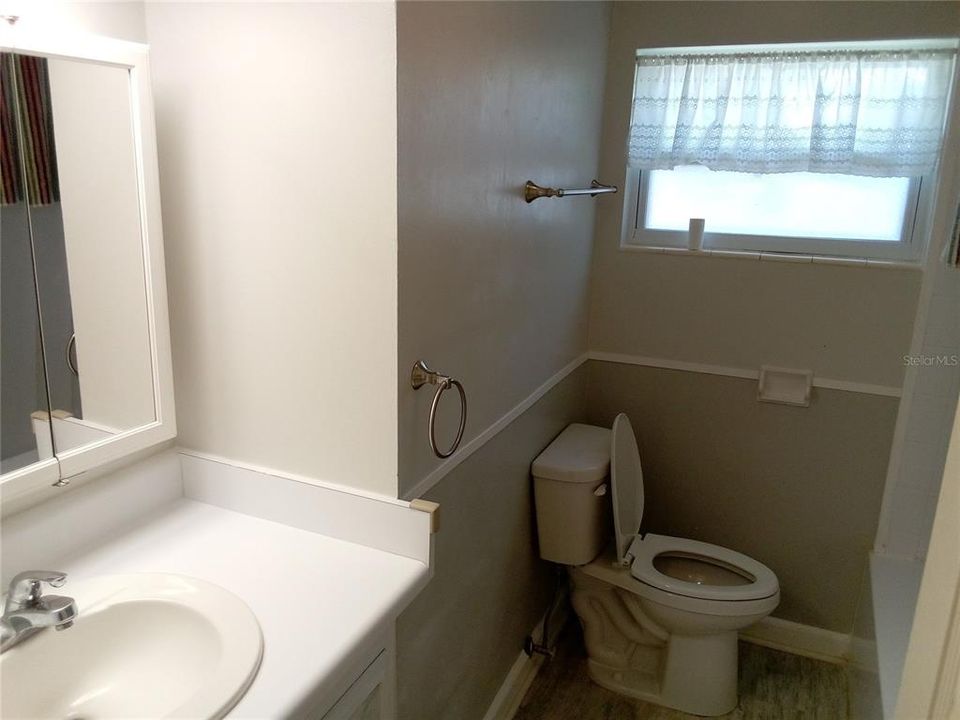 Activo con contrato: $192,000 (2 camas, 1 baños, 1250 Pies cuadrados)