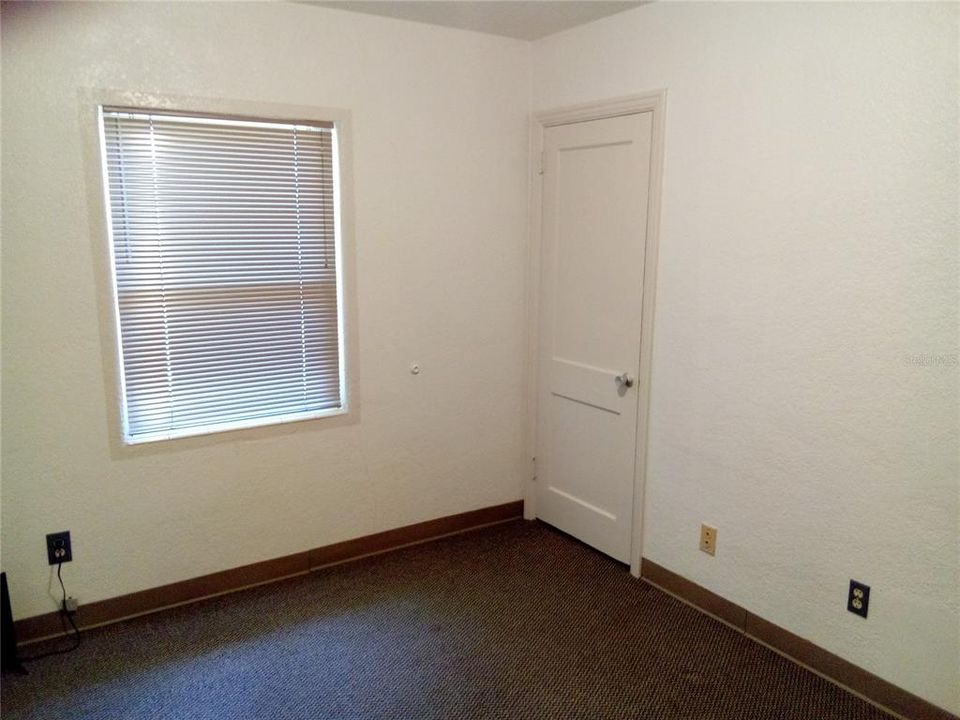 Activo con contrato: $192,000 (2 camas, 1 baños, 1250 Pies cuadrados)
