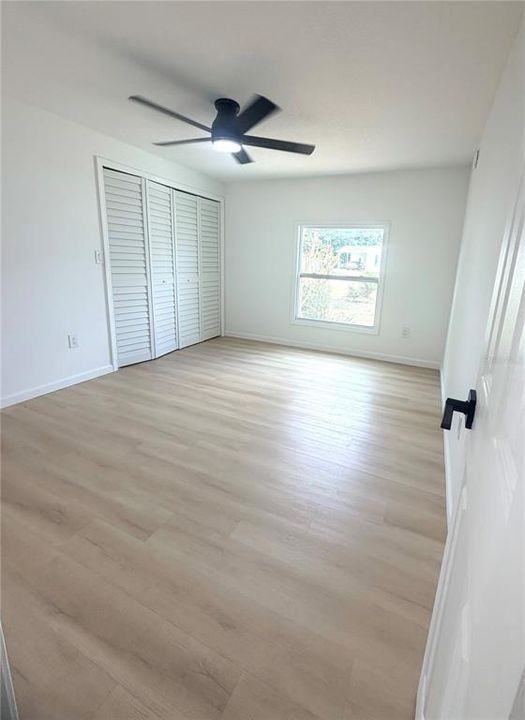For Sale: $199,999 (3 beds, 2 baths, 1404 Square Feet)