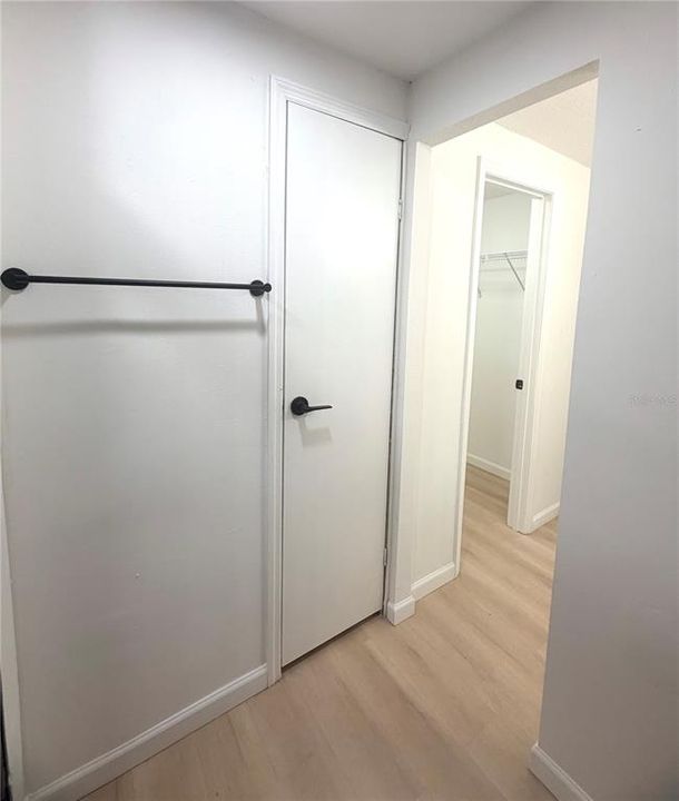For Sale: $199,999 (3 beds, 2 baths, 1404 Square Feet)