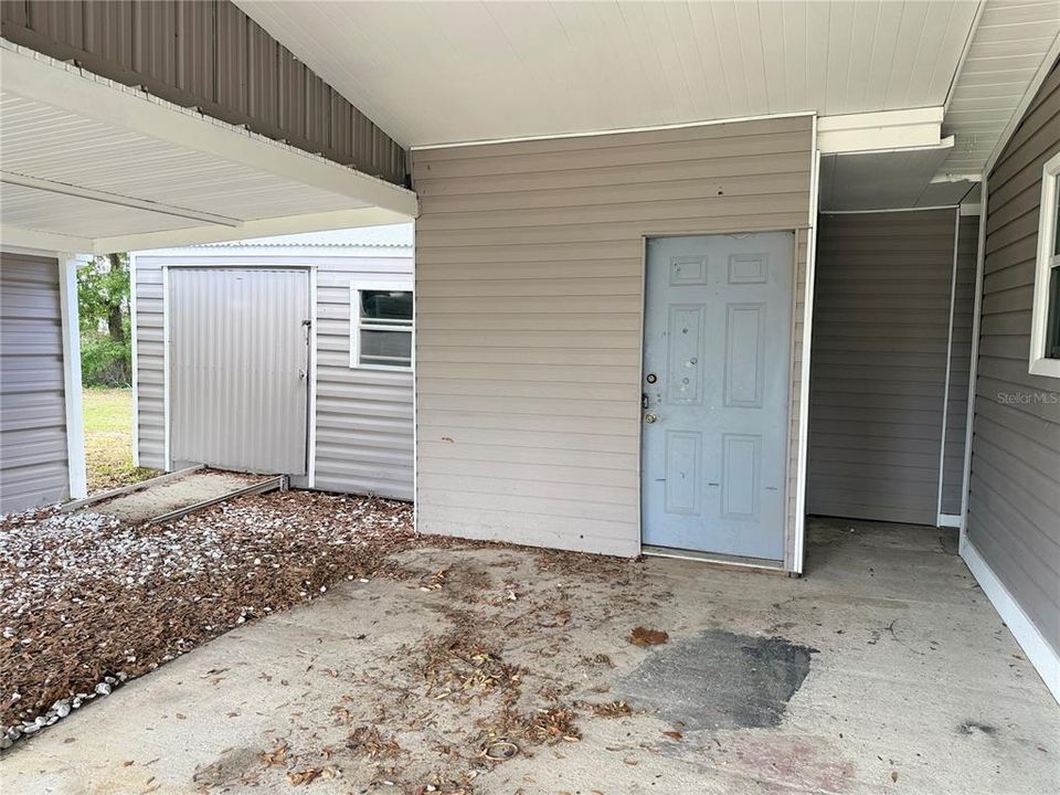 For Sale: $199,999 (3 beds, 2 baths, 1404 Square Feet)