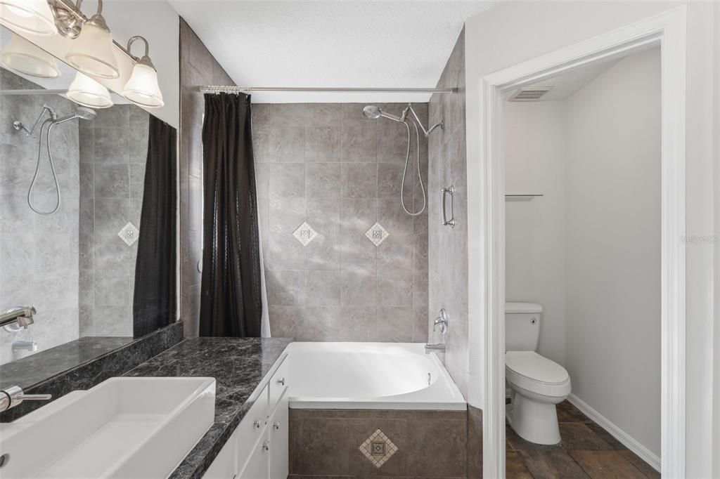 Active With Contract: $375,000 (3 beds, 2 baths, 1345 Square Feet)