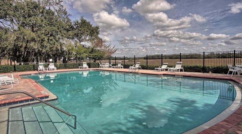 En Venta: $285,000 (3 camas, 2 baños, 1644 Pies cuadrados)