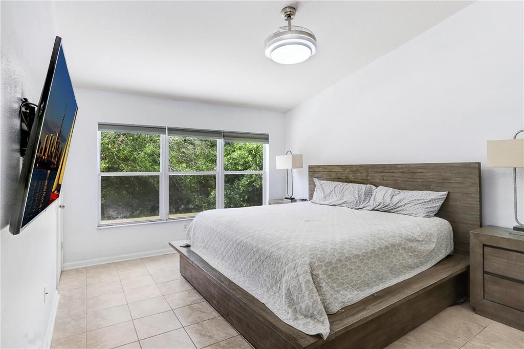 En Venta: $285,000 (3 camas, 2 baños, 1644 Pies cuadrados)