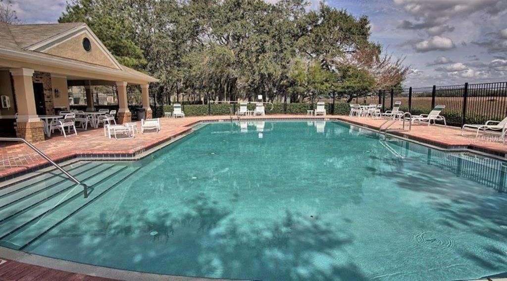 En Venta: $285,000 (3 camas, 2 baños, 1644 Pies cuadrados)