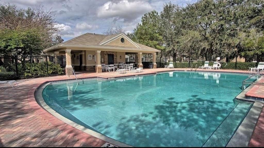 En Venta: $285,000 (3 camas, 2 baños, 1644 Pies cuadrados)
