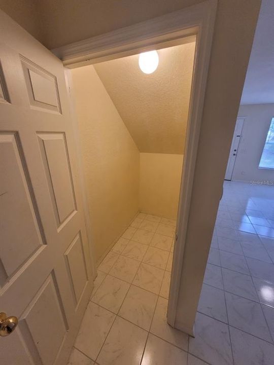 For Rent: $1,525 (2 beds, 2 baths, 987 Square Feet)