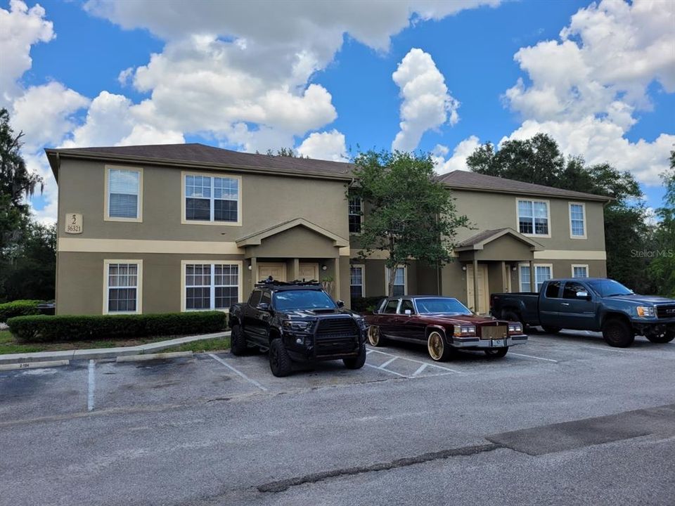 For Rent: $1,525 (2 beds, 2 baths, 987 Square Feet)