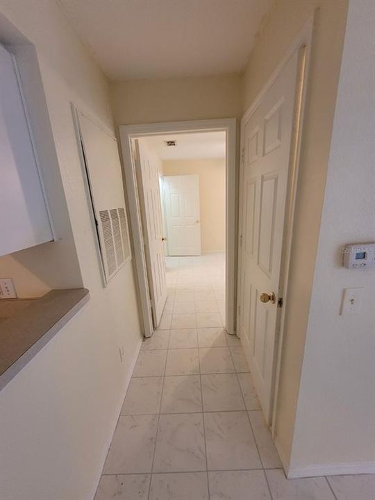 For Rent: $1,525 (2 beds, 2 baths, 987 Square Feet)