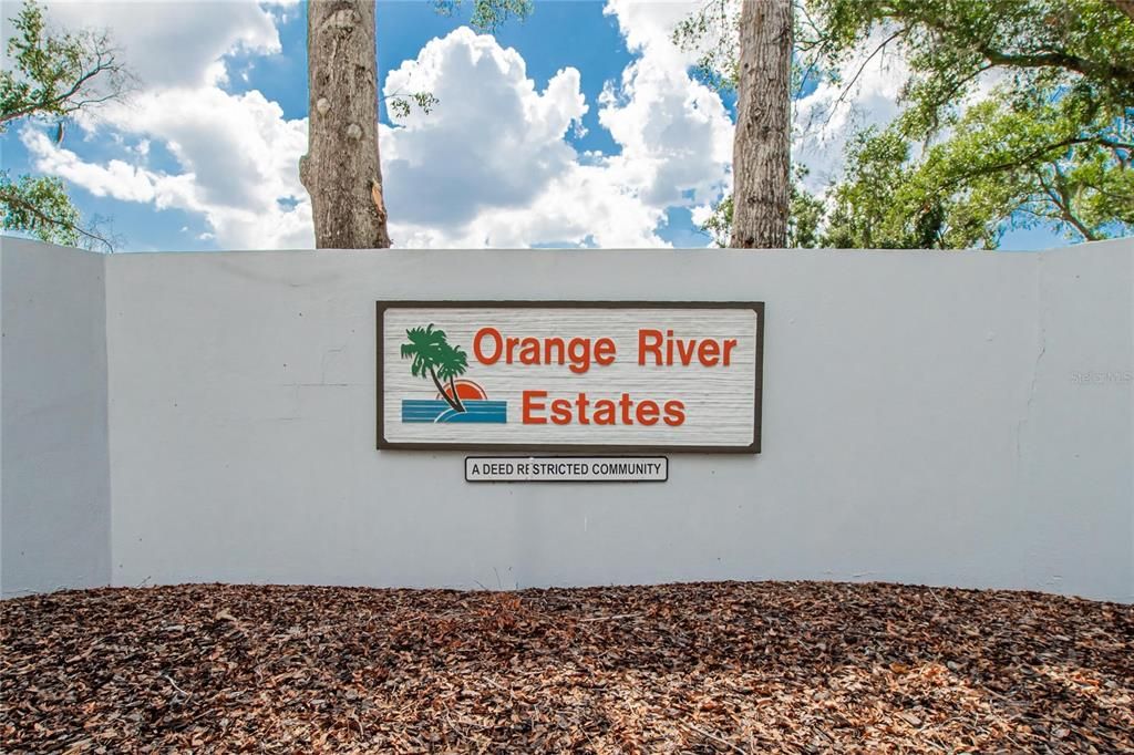 For Sale: $320,000 (3 beds, 2 baths, 1225 Square Feet)