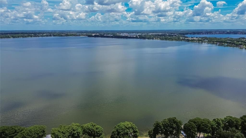 На продажу: $335,000 (3 спален, 2 ванн, 1712 Квадратных фут)