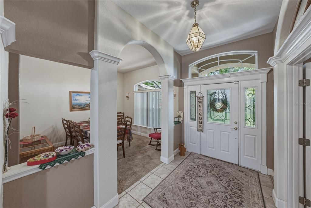 На продажу: $399,900 (4 спален, 2 ванн, 2186 Квадратных фут)