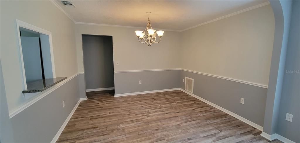 For Rent: $2,725 (4 beds, 2 baths, 2102 Square Feet)