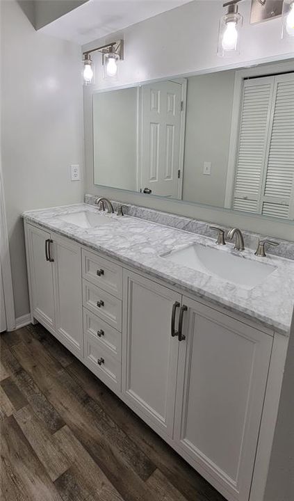 For Rent: $2,725 (4 beds, 2 baths, 2102 Square Feet)