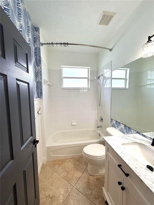 For Rent: $3,500 (4 beds, 3 baths, 3004 Square Feet)