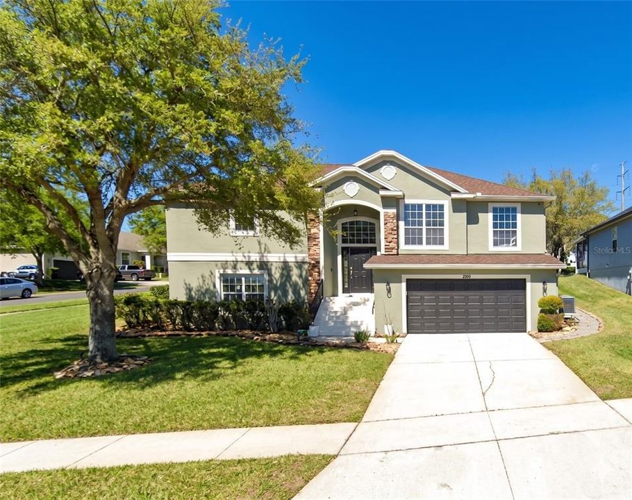 For Rent: $3,500 (4 beds, 3 baths, 3004 Square Feet)