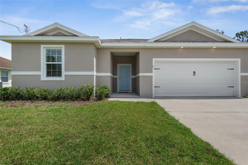 For Sale: $329,000 (3 beds, 2 baths, 1715 Square Feet)