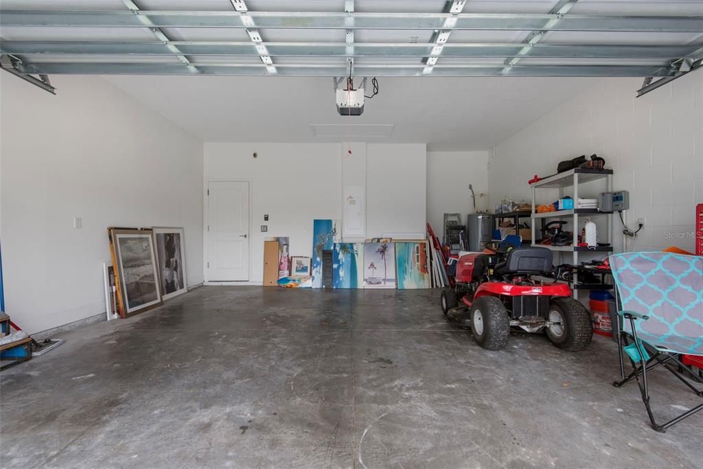 For Sale: $329,000 (3 beds, 2 baths, 1715 Square Feet)