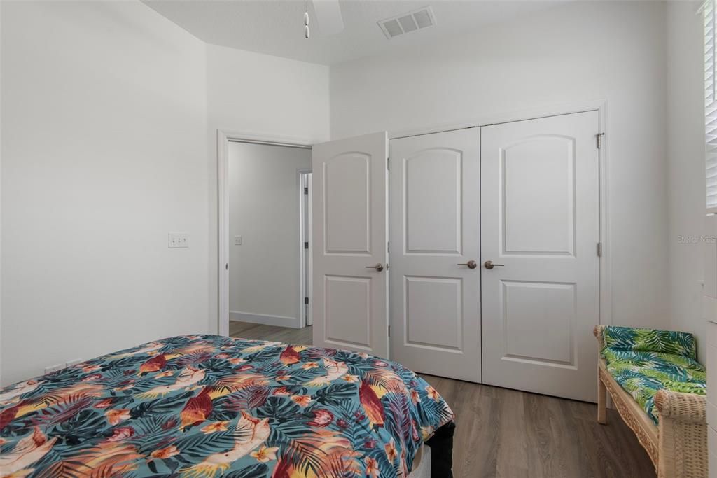 For Sale: $329,000 (3 beds, 2 baths, 1715 Square Feet)
