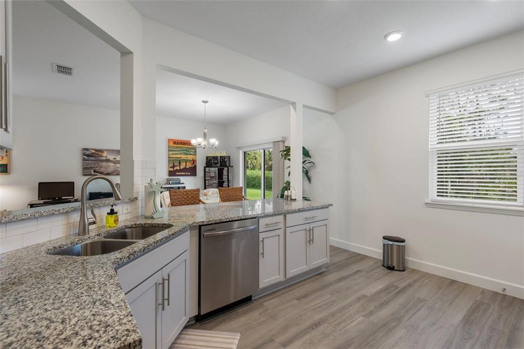 For Sale: $329,000 (3 beds, 2 baths, 1715 Square Feet)