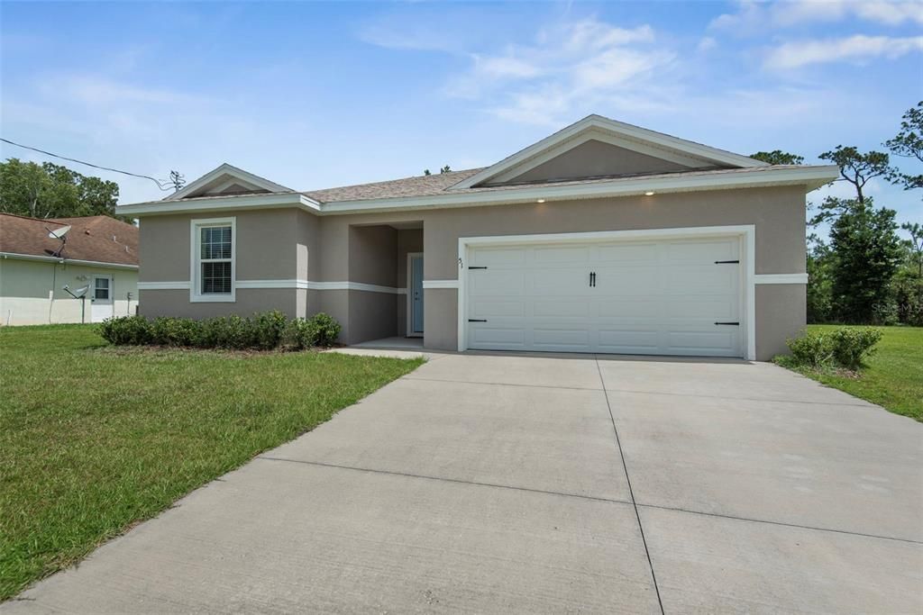 For Sale: $329,000 (3 beds, 2 baths, 1715 Square Feet)