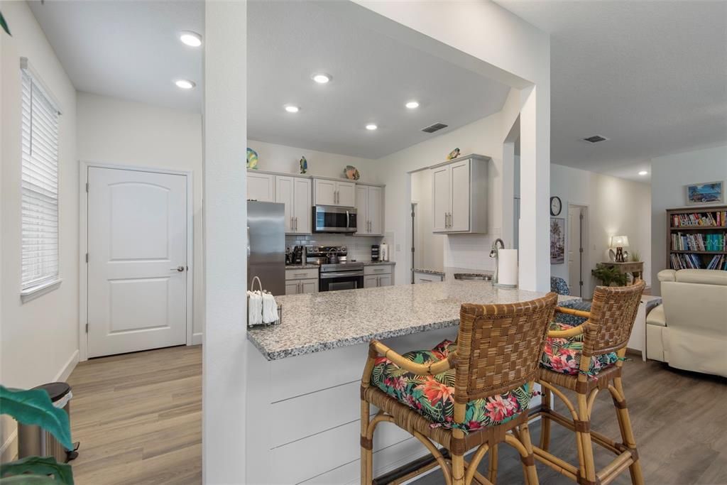 For Sale: $329,000 (3 beds, 2 baths, 1715 Square Feet)