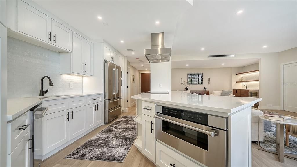 For Sale: $1,648,000 (2 beds, 2 baths, 1598 Square Feet)