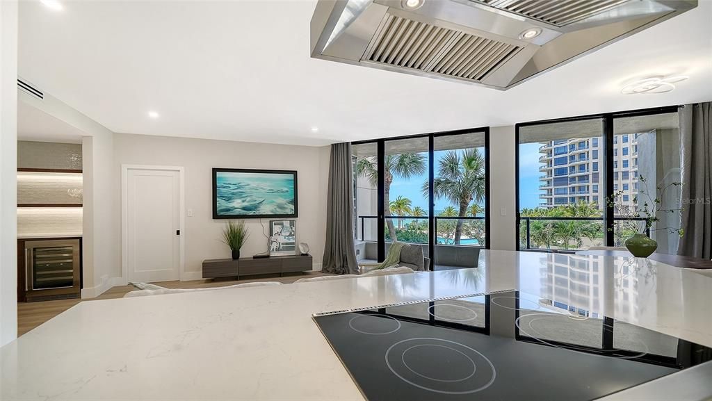 For Sale: $1,648,000 (2 beds, 2 baths, 1598 Square Feet)
