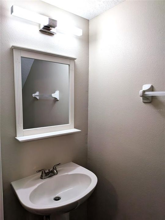 For Rent: $1,650 (2 beds, 2 baths, 1095 Square Feet)