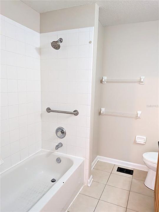 For Rent: $1,650 (2 beds, 2 baths, 1095 Square Feet)