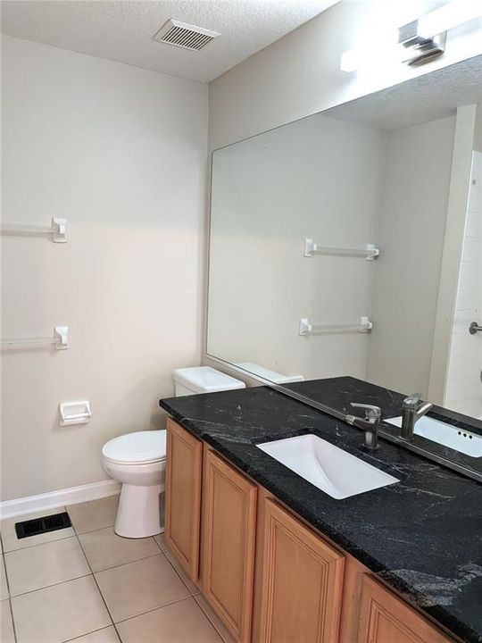 For Rent: $1,650 (2 beds, 2 baths, 1095 Square Feet)