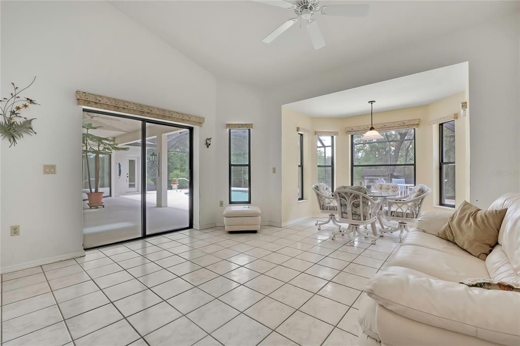 For Sale: $495,000 (3 beds, 2 baths, 2783 Square Feet)