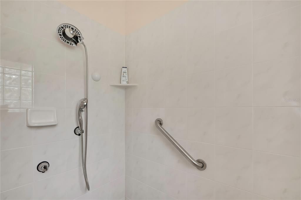 For Sale: $495,000 (3 beds, 2 baths, 2783 Square Feet)