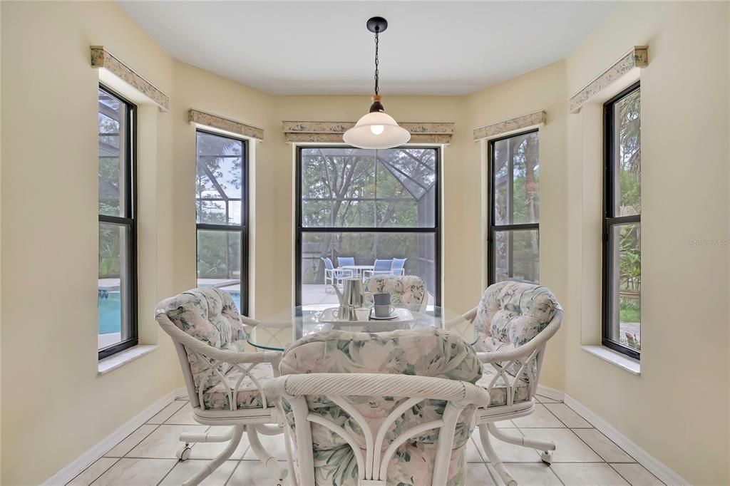 For Sale: $495,000 (3 beds, 2 baths, 2783 Square Feet)