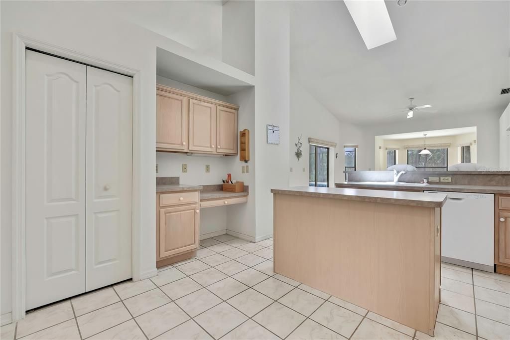 For Sale: $495,000 (3 beds, 2 baths, 2783 Square Feet)