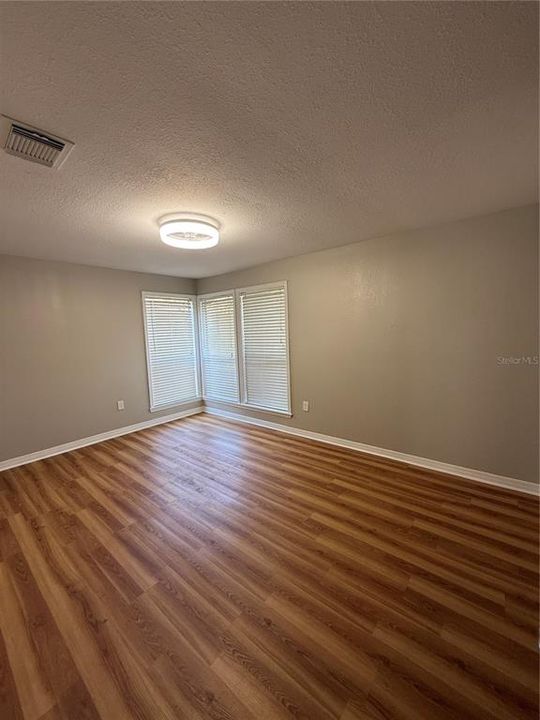 For Rent: $1,750 (2 beds, 2 baths, 1037 Square Feet)