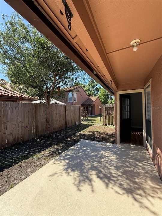 For Rent: $1,750 (2 beds, 2 baths, 1037 Square Feet)
