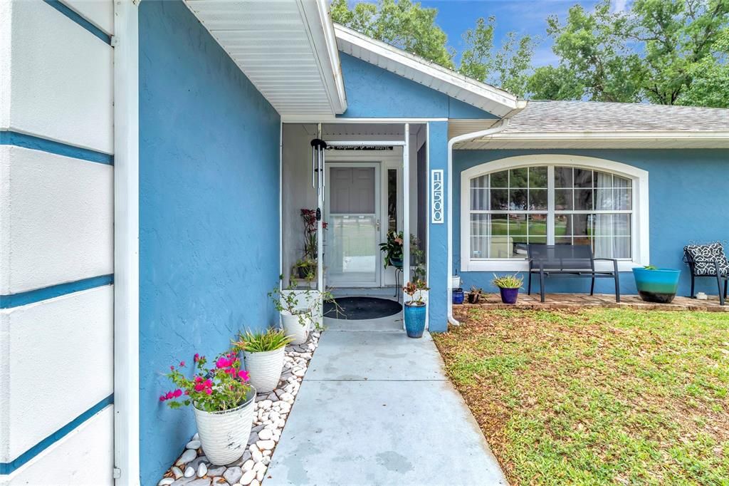 For Sale: $295,000 (3 beds, 2 baths, 1528 Square Feet)