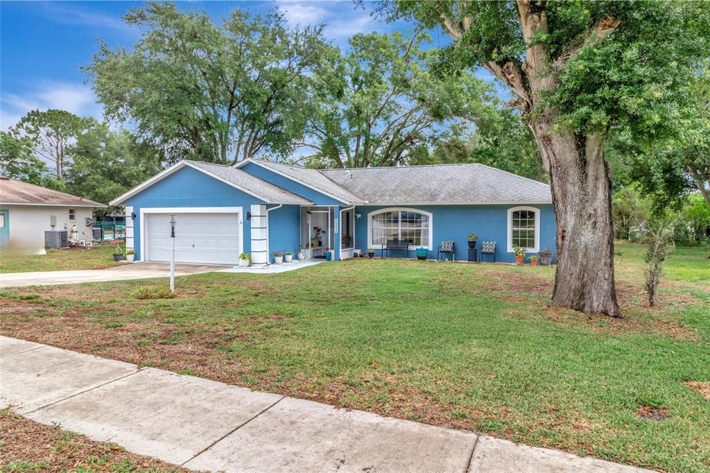 For Sale: $295,000 (3 beds, 2 baths, 1528 Square Feet)