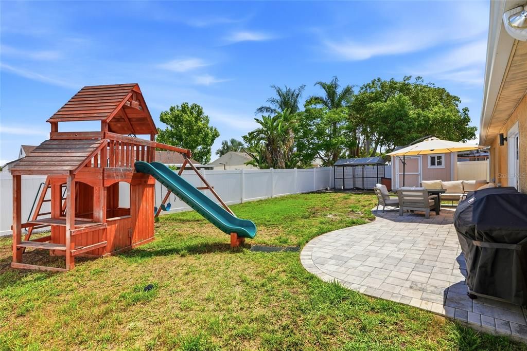 For Sale: $460,000 (3 beds, 2 baths, 1552 Square Feet)