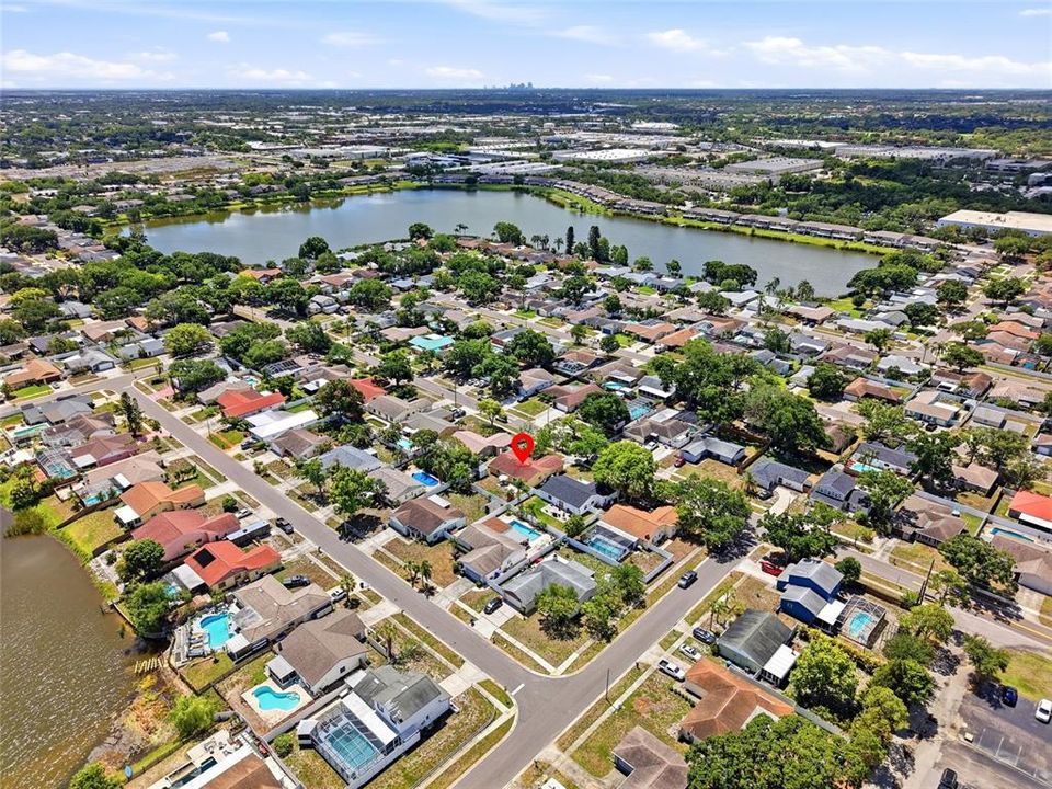 For Sale: $460,000 (3 beds, 2 baths, 1552 Square Feet)