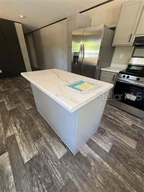 For Sale: $169,900 (3 beds, 2 baths, 980 Square Feet)
