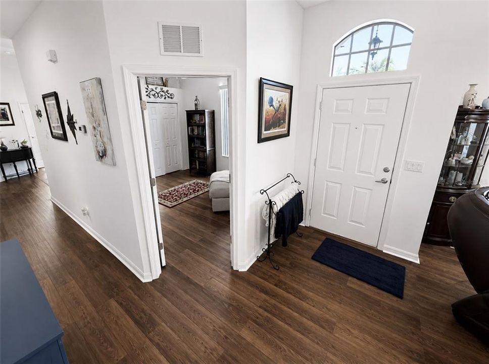 For Sale: $259,900 (3 beds, 2 baths, 1548 Square Feet)