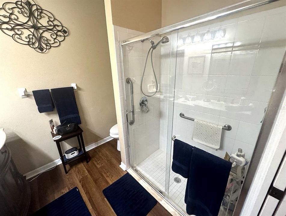 For Sale: $259,900 (3 beds, 2 baths, 1548 Square Feet)